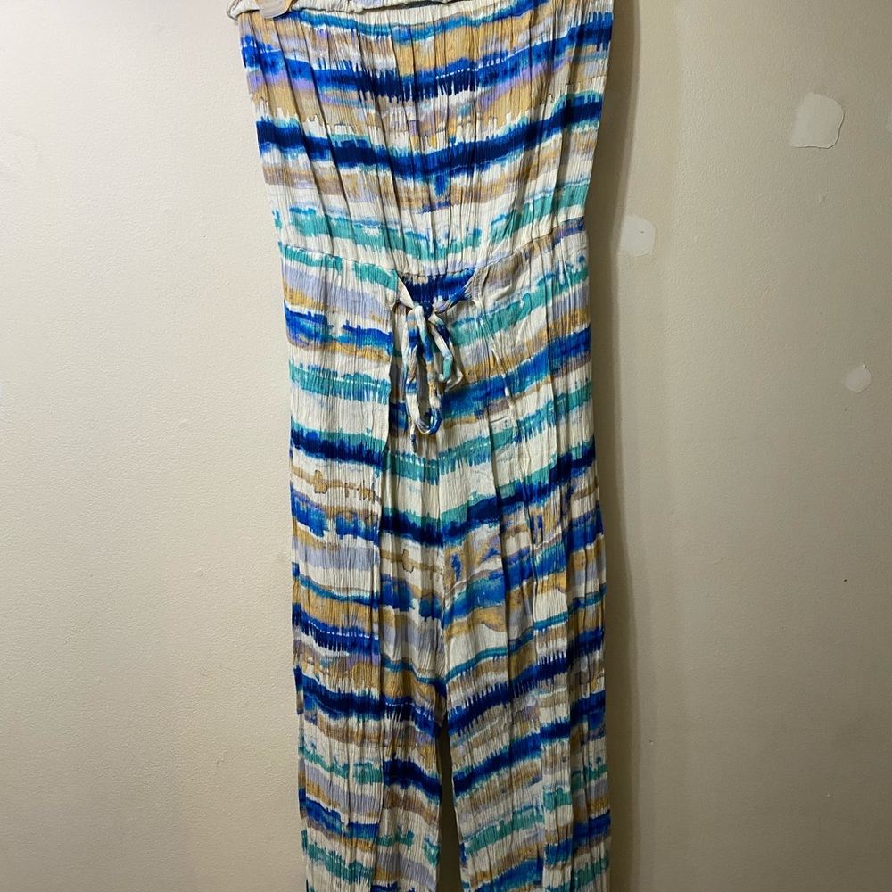 Hummingbird- strapless, multicolored romper. Size large